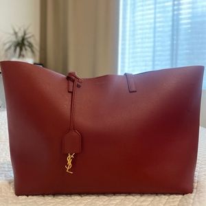 Gorgeous Yves Saint Laurent bag